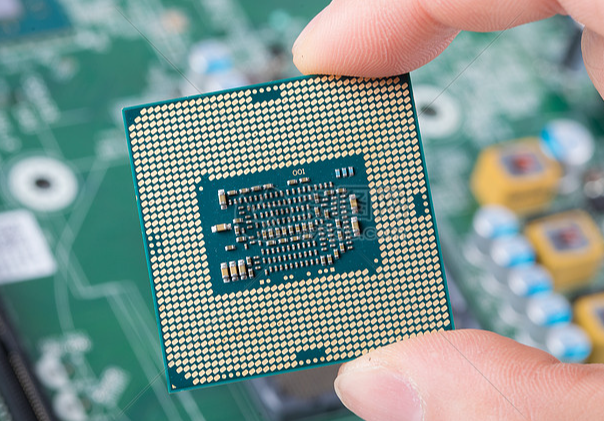 半導(dǎo)體生產(chǎn)過程中清除顆粒物、金屬離子和有機雜質(zhì)的方法分類介紹